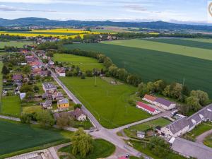 Prodej pozemku pro bydlení, Jičín - Robousy, 1026 m2