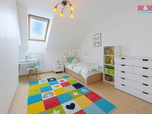 Prodej bytu 4+kk, Karlovy Vary - Stará Role, Husova, 70 m2
