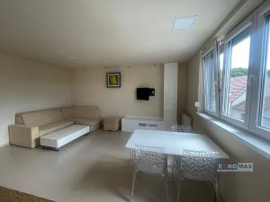 Pronájem bytu 3+kk, Břeclav, Denisova, 80 m2