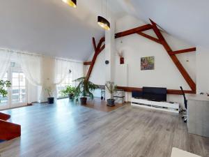 Prodej rodinného domu, Knovíz, 170 m2