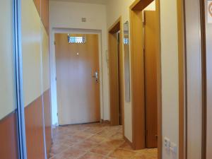 Pronájem bytu 2+kk, Praha - Strašnice, Názovská, 54 m2
