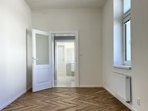 Prodej bytu 4+1, Děčín, Husovo nám., 156 m2