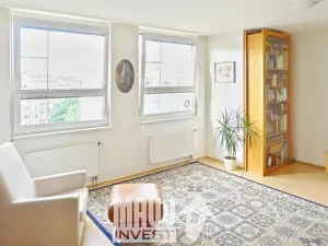 Pronájem bytu 4+kk, Praha - Vysočany, Sokolovská, 123 m2