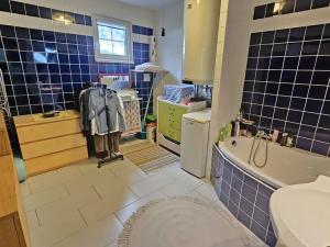 Prodej rodinného domu, Liberec - Liberec XIII-Nové Pavlovice, Libušina, 250 m2