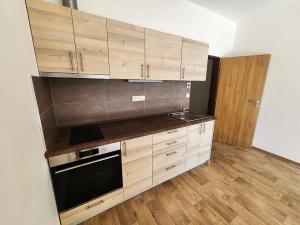 Pronájem bytu 1+kk, Třešť, Nádražní, 33 m2
