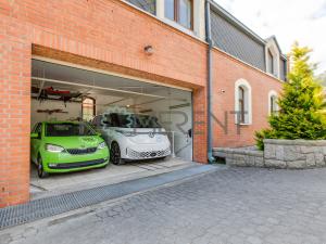 Prodej rodinného domu, Liberec - Liberec XIX-Horní Hanychov, K Bucharce, 295 m2