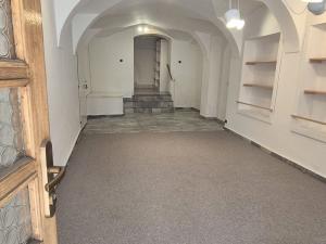 Pronájem obchodního prostoru, Šumperk, Radniční, 33 m2