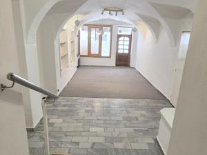 Pronájem obchodního prostoru, Šumperk, Radniční, 33 m2