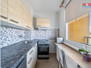Prodej bytu 1+kk, Hradec Králové - Třebeš, Urxova, 29 m2