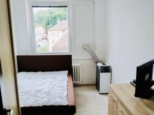 Prodej bytu 2+kk, Dubí, Koněvova, 38 m2