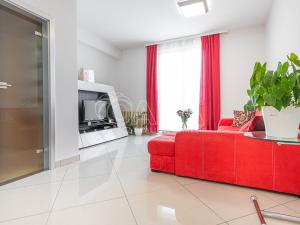 Pronájem bytu 2+1, Praha - Vinohrady, Hollarovo náměstí, 77 m2