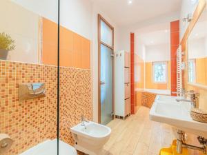 Prodej činžovního domu, Prostějov, Husovo nám., 295 m2