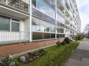 Pronájem bytu 3+kk, Praha - Kobylisy, Mirovická, 68 m2
