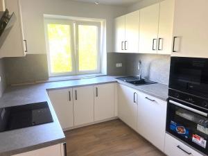 Prodej rodinného domu, Hlubočky, V Podlesí, 225 m2