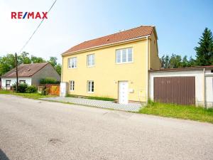 Prodej rodinného domu, Záryby, 165 m2