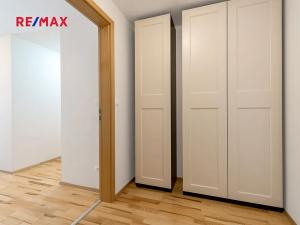 Prodej bytu 1+kk, Praha - Žižkov, Malešická, 59 m2