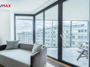 Prodej bytu 1+kk, Praha - Žižkov, Pitterova, 43 m2
