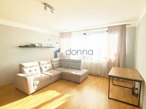 Pronájem bytu 2+kk, Praha, Na Slatince, 72 m2