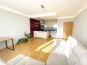 Pronájem bytu 2+kk, Praha, Na Slatince, 72 m2