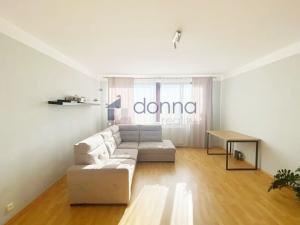 Pronájem bytu 2+kk, Praha, Na Slatince, 72 m2