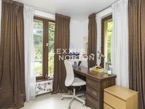 Pronájem bytu 4+kk, Praha - Bubeneč, Mlýnská, 91 m2