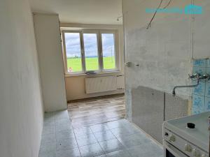Prodej bytu 4+1, Toužim, Sídliště, 80 m2