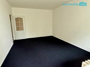 Prodej bytu 4+1, Toužim, Sídliště, 80 m2
