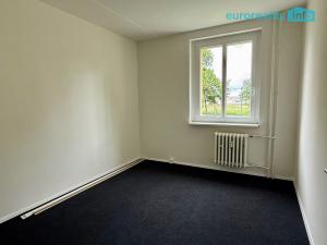 Prodej bytu 4+1, Toužim, Sídliště, 80 m2