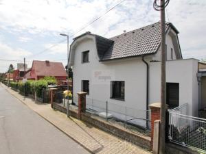 Prodej rodinného domu, Neratovice, V Hajnovkách, 159 m2