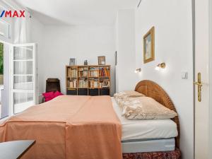 Prodej bytu 6+kk a větší, Karlovy Vary, Křižíkova, 151 m2