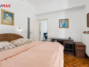 Prodej bytu 6+kk a větší, Karlovy Vary, Křižíkova, 151 m2
