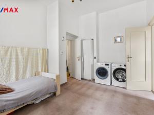Prodej bytu 6+kk a větší, Karlovy Vary, Křižíkova, 151 m2