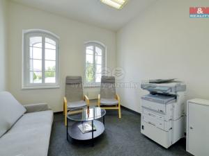 Pronájem kanceláře, Mariánské Lázně - Úšovice, U Mlékárny, 77 m2