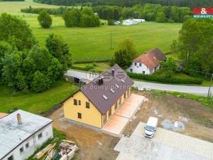 Prodej činžovního domu, Černá v Pošumaví - Bližná, 249 m2