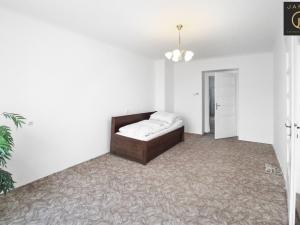 Pronájem bytu 3+kk, Praha - Holešovice, Veletržní, 90 m2