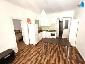 Pronájem bytu 2+kk, Plzeň - Jižní Předměstí, Vrchlického, 54 m2