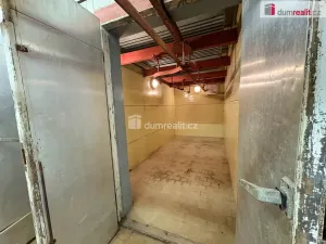 Prodej rodinného domu, Zvěstov - Roudný, 505 m2