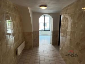 Pronájem obchodního prostoru, Turnov, Palackého, 22 m2
