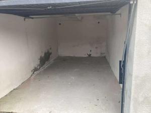 Pronájem garáže, Kladno, U Cihelny, 20 m2
