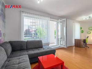 Pronájem bytu 2+kk, Praha - Zličín, Sazovická, 48 m2