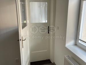 Pronájem bytu 2+kk, Praha - Vysočany, Špitálská, 50 m2