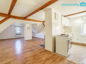 Prodej bytu 1+kk, Nejdek, Husova, 40 m2