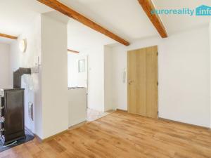 Prodej bytu 1+kk, Nejdek, Husova, 40 m2