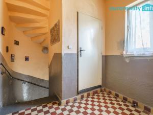 Prodej bytu 1+kk, Nejdek, Husova, 40 m2