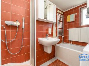 Prodej rodinného domu, Loza, 128 m2