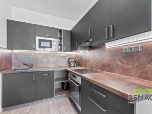Pronájem bytu 2+kk, Uherské Hradiště, Jabloňová, 52 m2