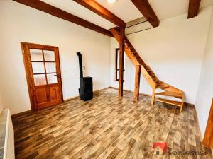 Pronájem rodinného domu, Holubice, Na Hrázi, 120 m2