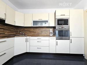 Pronájem bytu 3+1, Přelouč, náměstí 17. listopadu, 81 m2