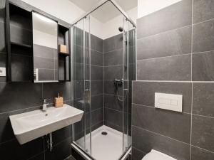 Pronájem bytu 1+kk, Praha - Vršovice, Kubánské náměstí, 18 m2