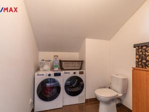 Prodej rodinného domu, Lom, Komenského, 300 m2